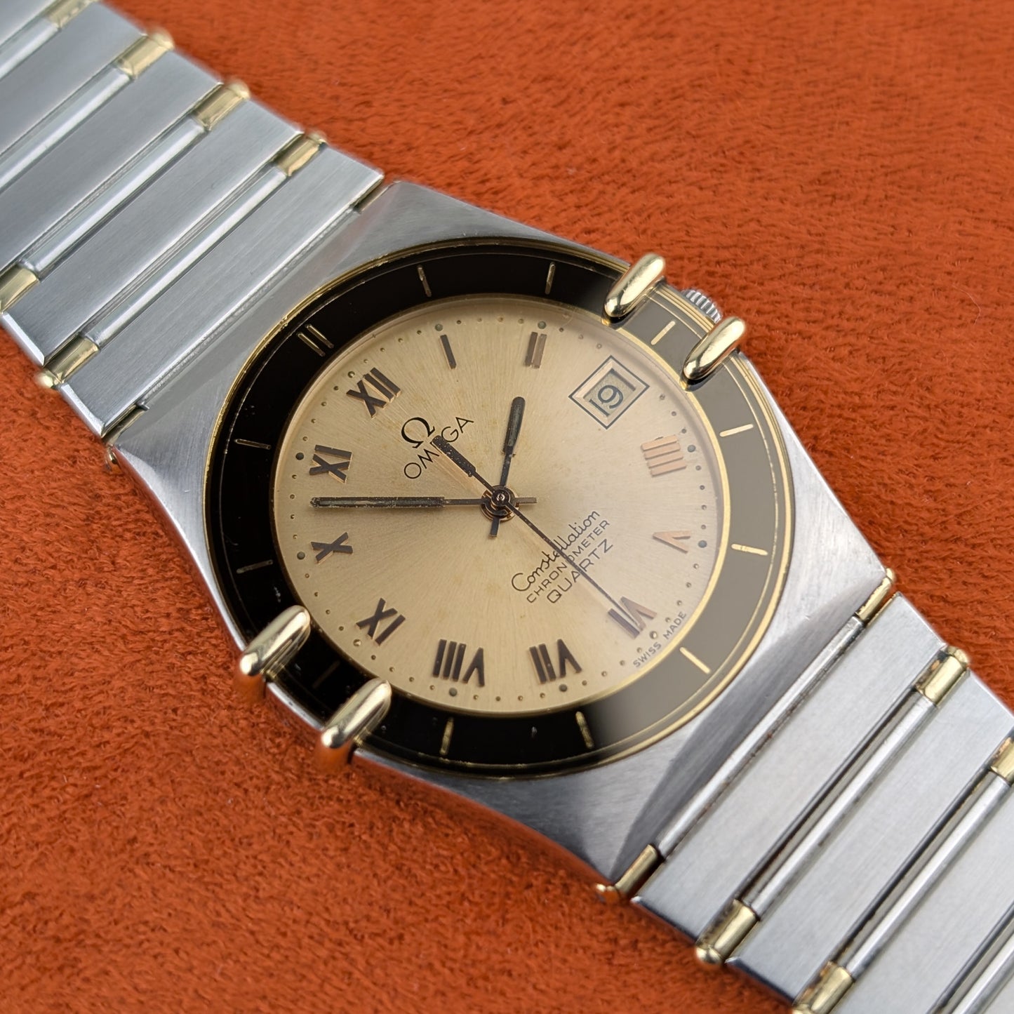 Omega Constellation Manhattan 1984