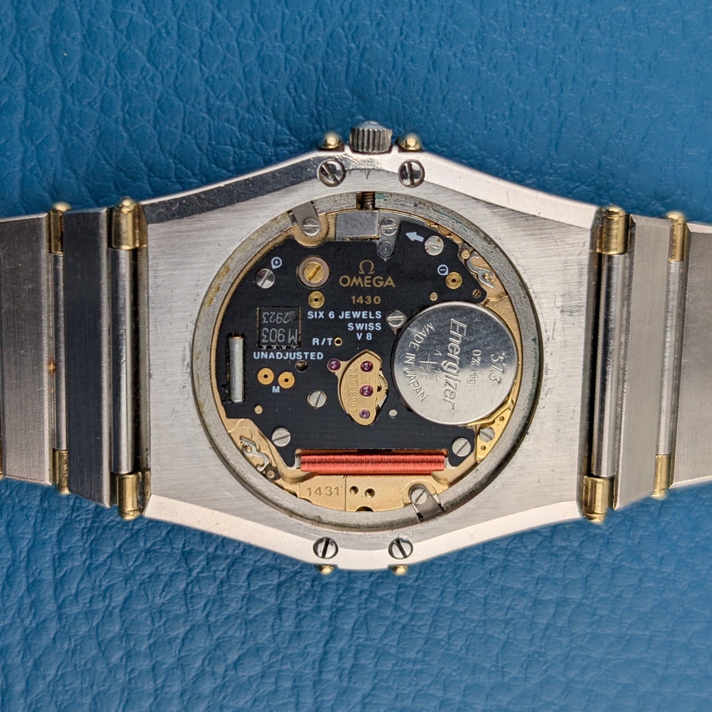 Omega Constellation Manhattan 1984