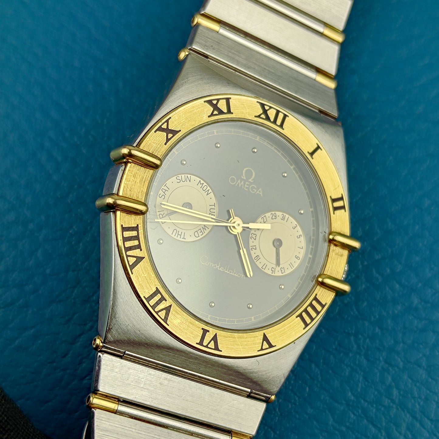 Omega Constellation Manhattan Day-Date 3961069