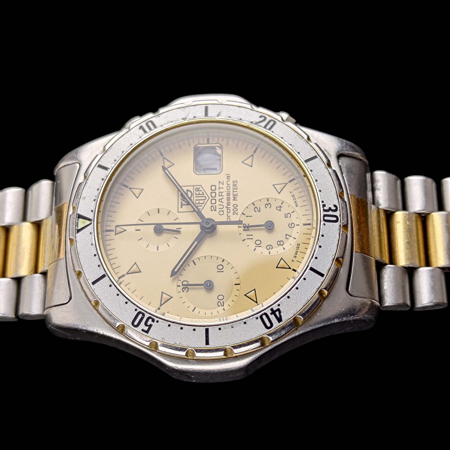 TAG Heuer 2000 Professional Chronograph