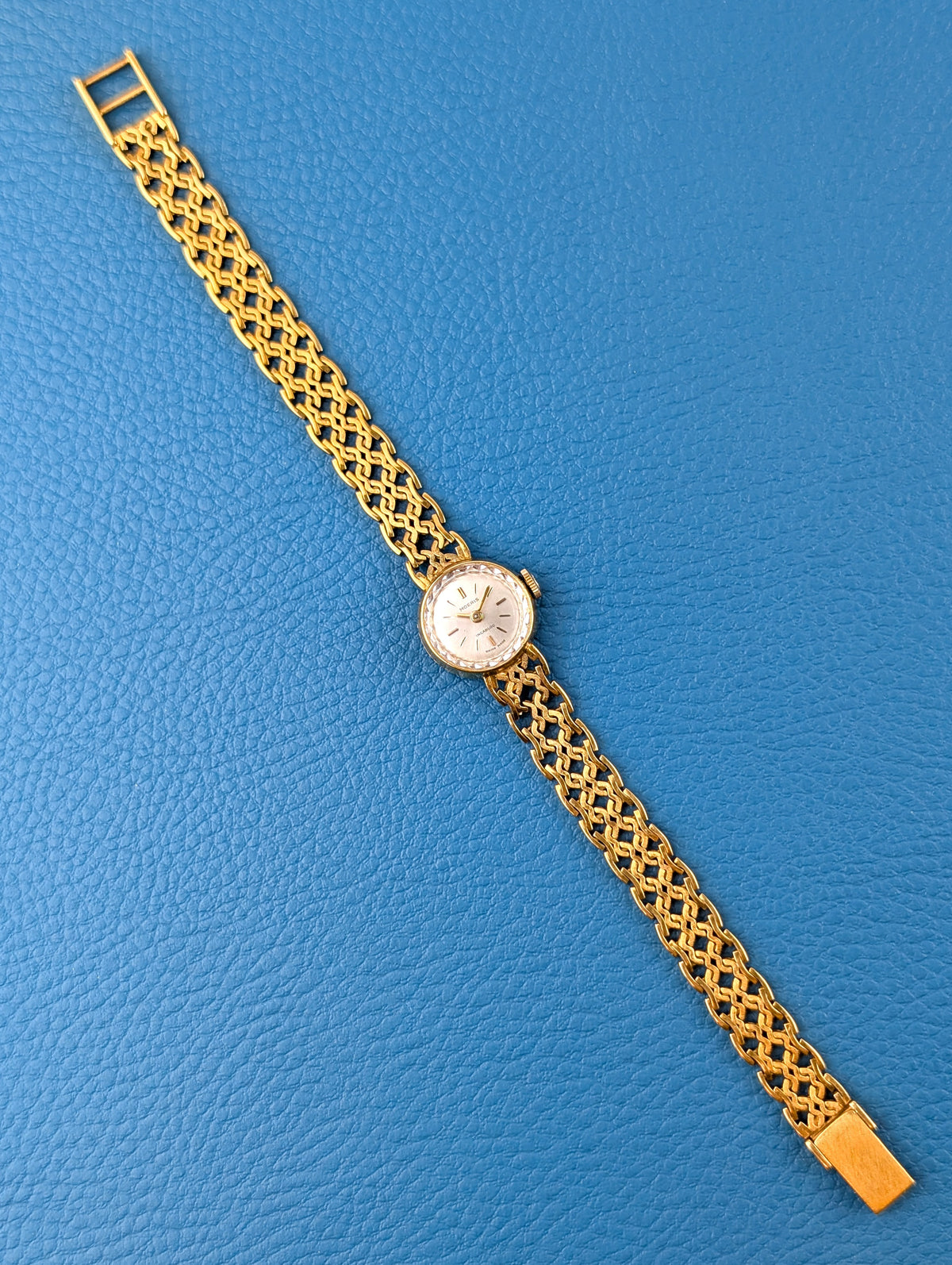 Moeris Cocktail 18k Gold