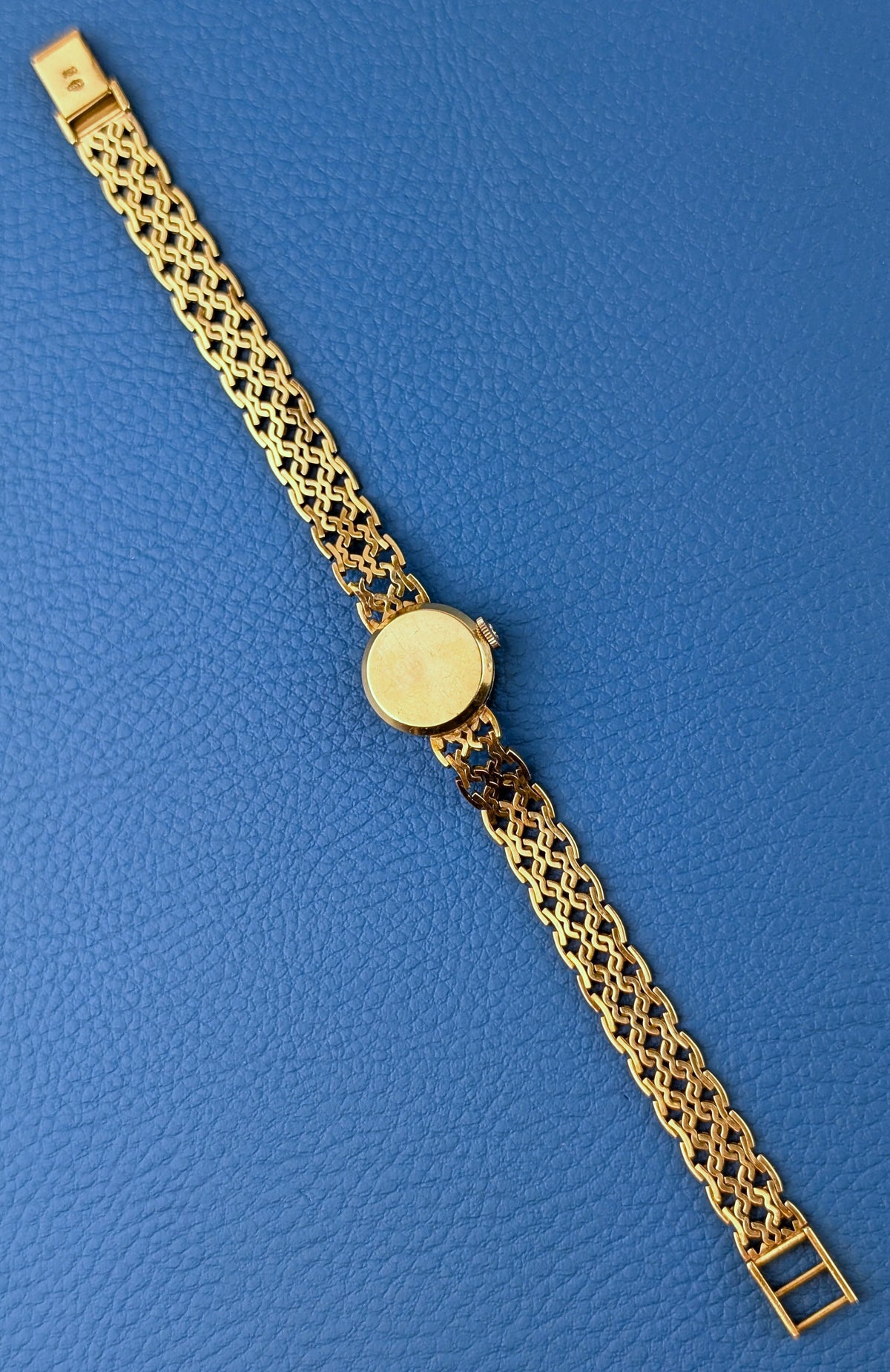 Moeris Cocktail 18k Gold