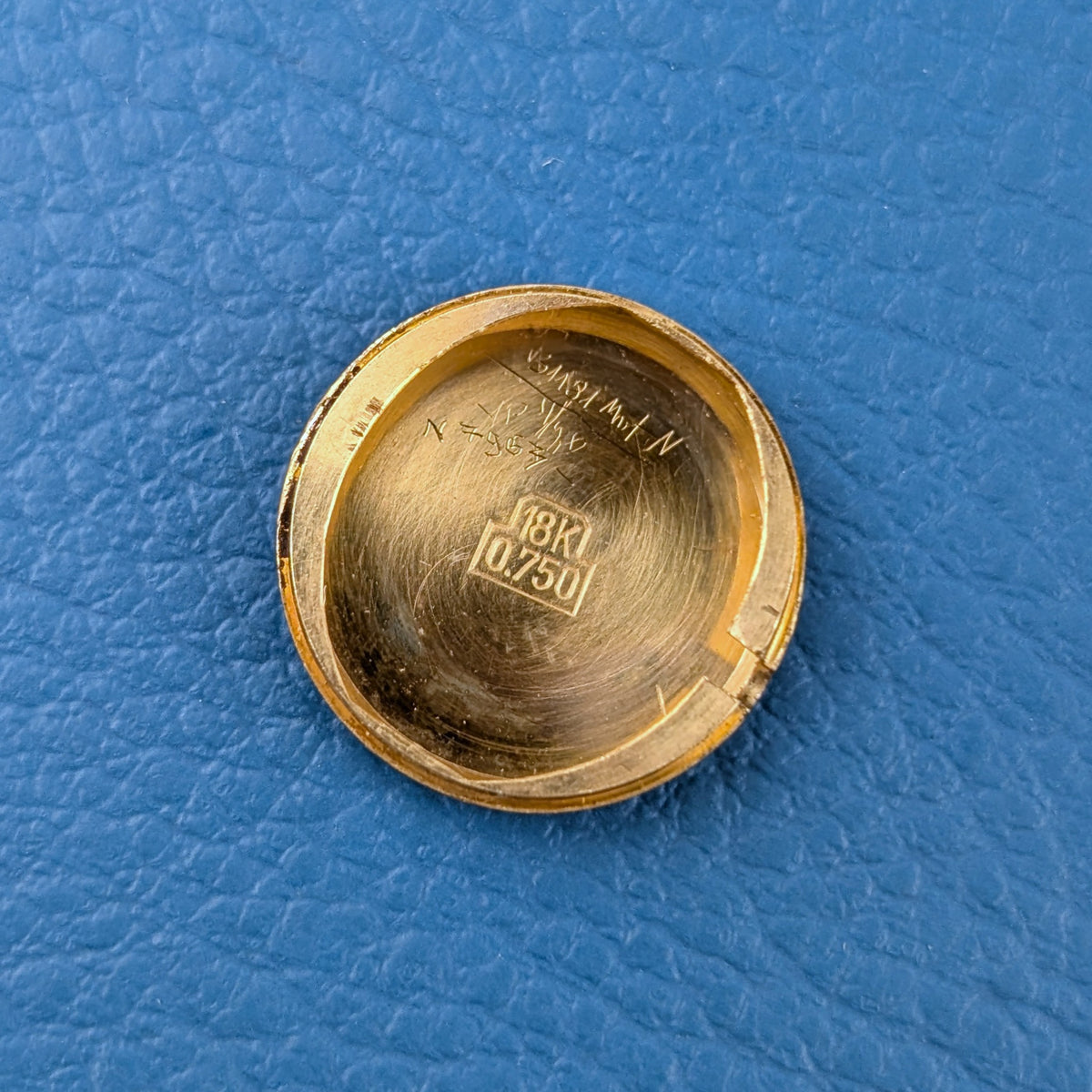 Moeris Cocktail 18k Gold
