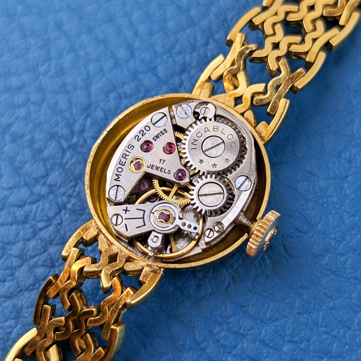 Moeris Cocktail 18k Gold