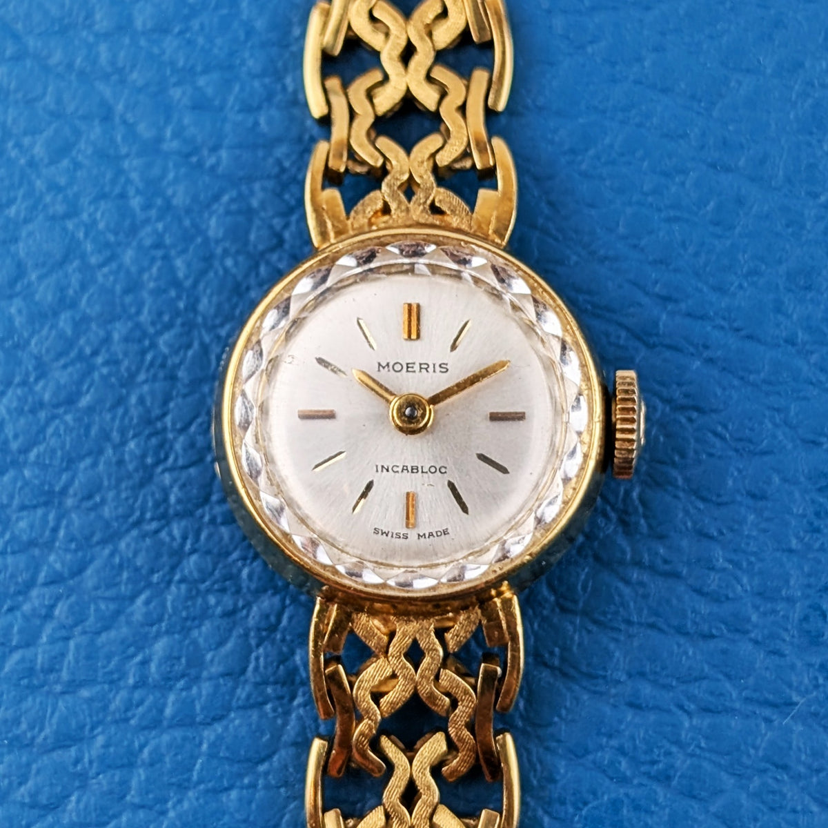 Moeris Cocktail 18k Gold