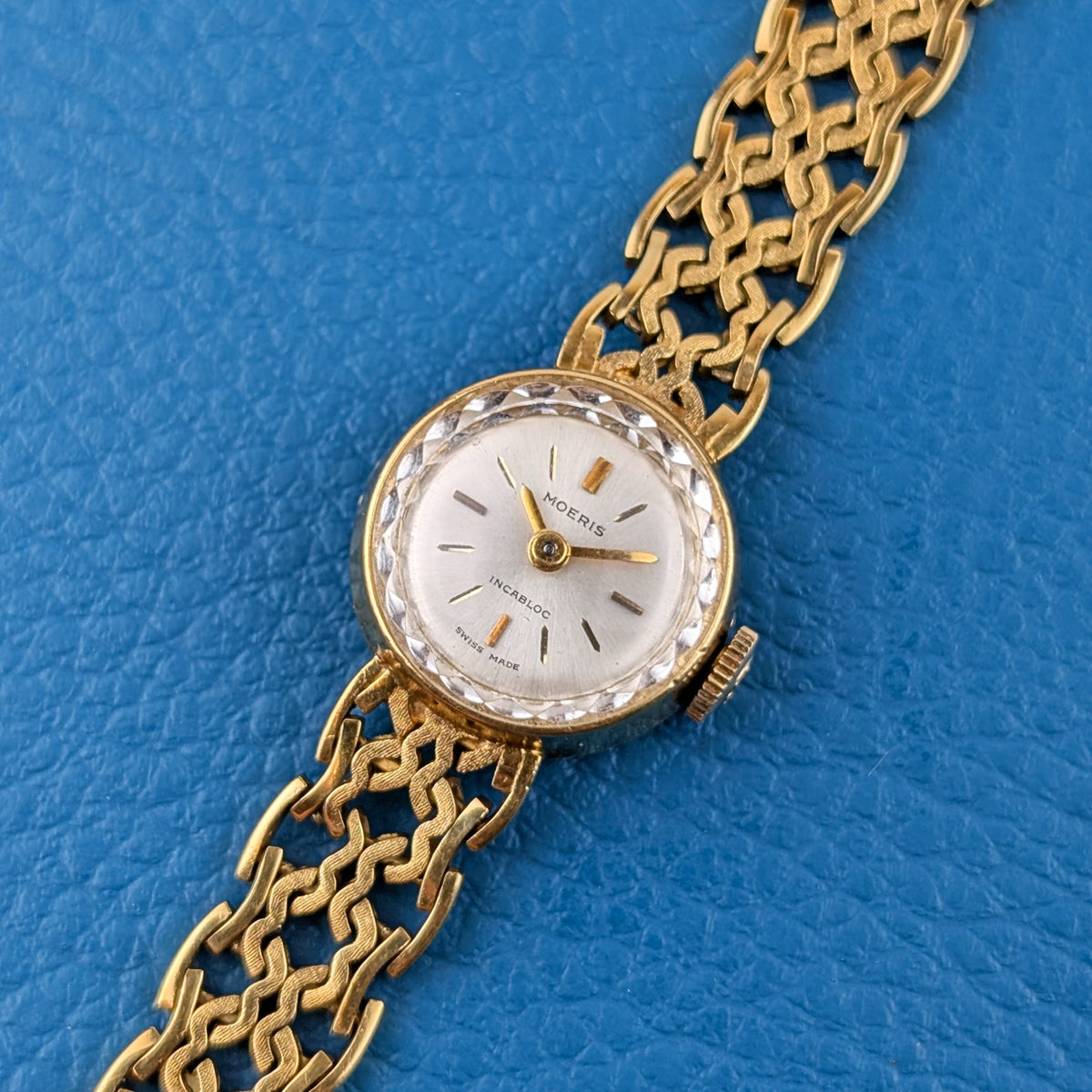 Moeris Cocktail 18k Gold