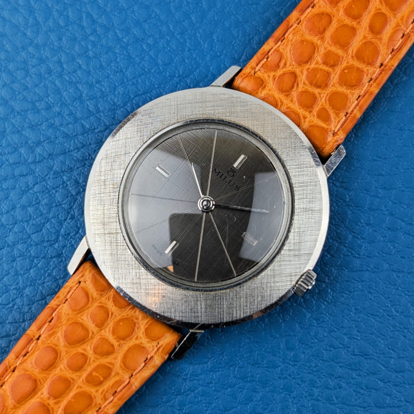 Milus DeLuxe Disco Volante